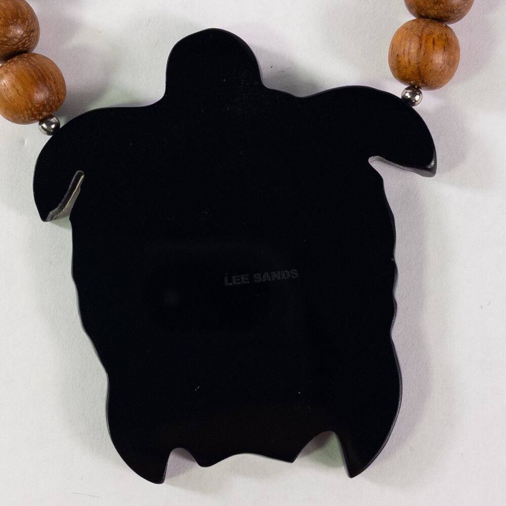 Lee Sands Turtle Necklace Abalone Inlay Bayong Wood Jade Beads 22" w/ Box - Picture 9 of 10